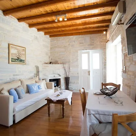 Elegant Traditional Cycladic Flat Orpheus With Balcony