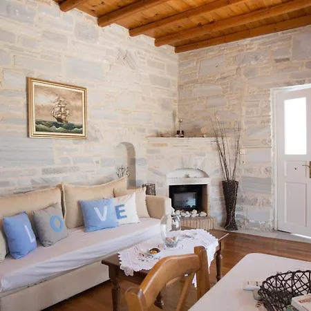 Elegant Traditional Cycladic Flat Orpheus With Balcony Hébergement de vacances *